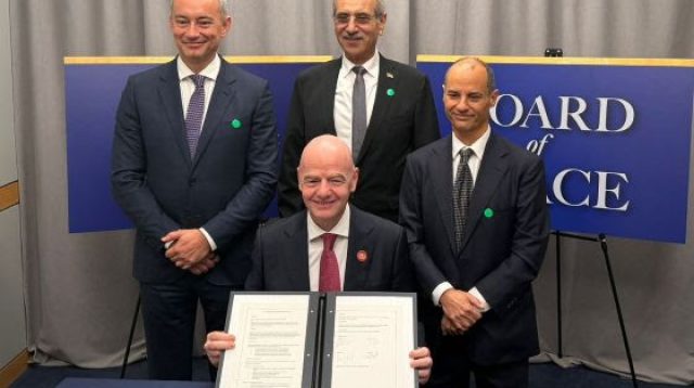 FIFA Board of Peace menandatangani kerja sama pemulihan Gaza melalui pembangunan FIFA Arena, FIFA Academy, dan stadion nasional.